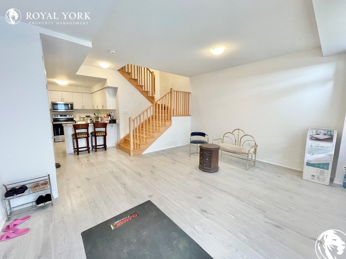 Etobicoke 3 Bedroom Apartments Condos and Houses for Rent