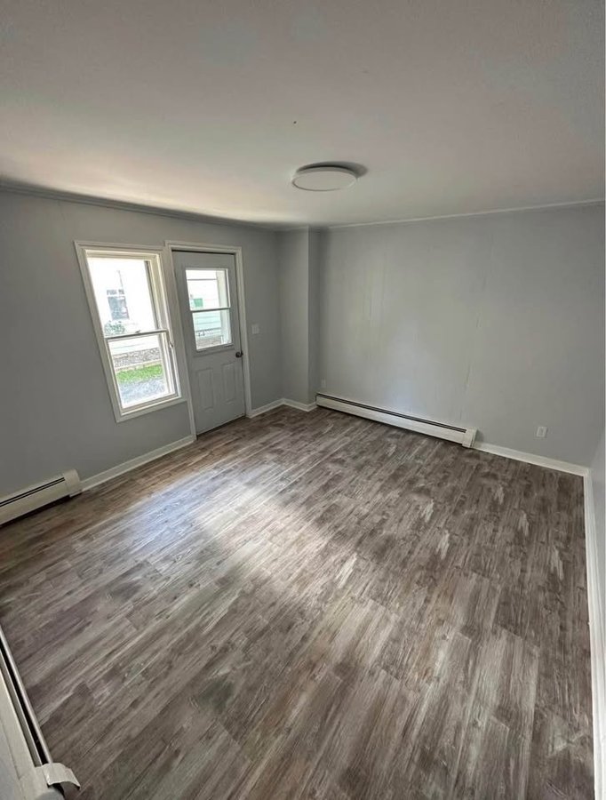 111 Aberdeen Street - Photo 1
