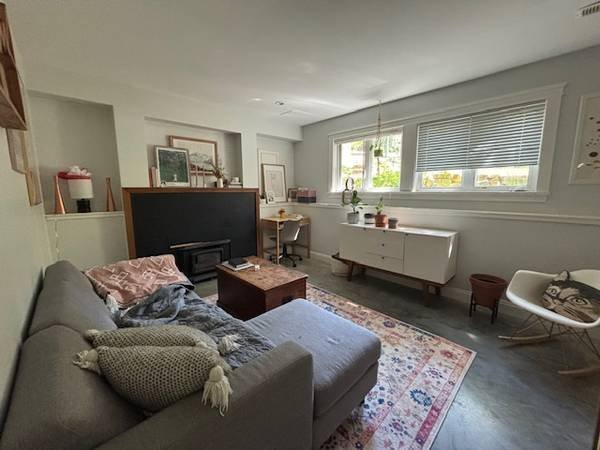 2532 Jura Crescent - Photo 5