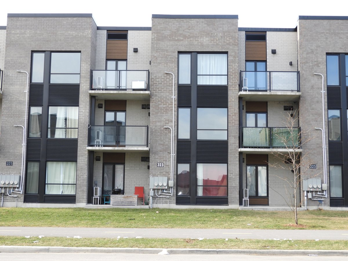 323 Avenue de l'Hippodrome - Photo 2