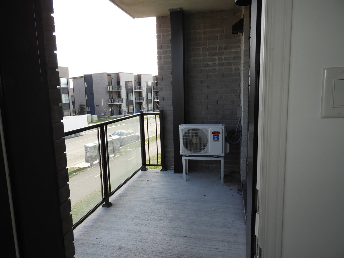 323 Avenue de l'Hippodrome - Photo 15