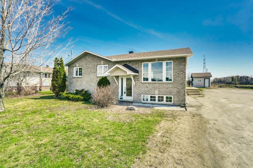 736 Av. Gatineau - Photo 1