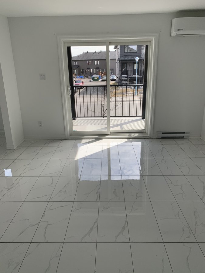 700 Rue Front - Photo 3
