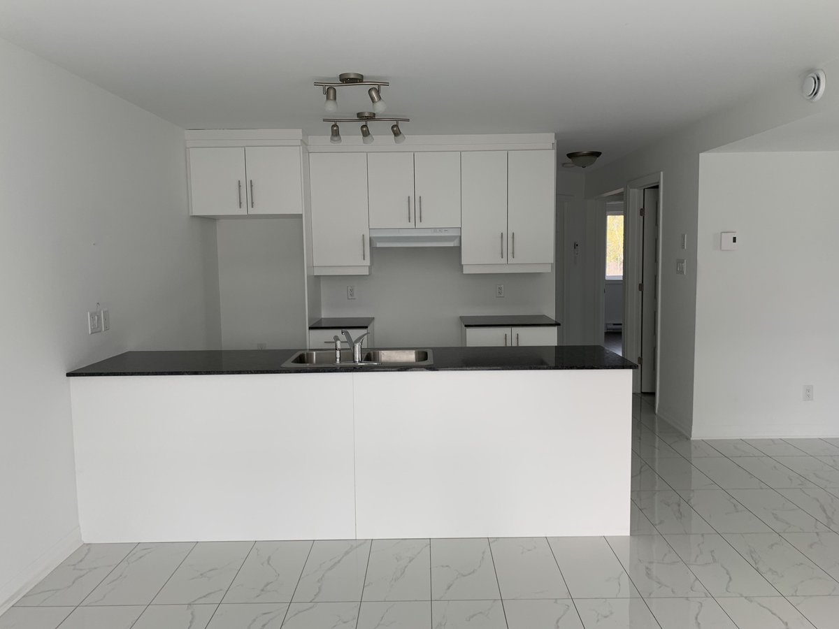 700 Rue Front - Photo 4