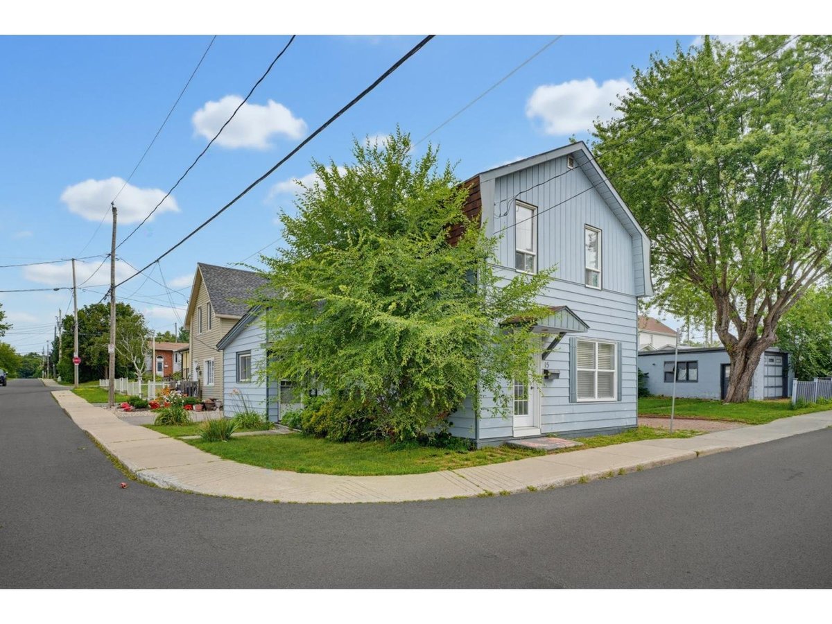15 Rue Brook - Photo 2