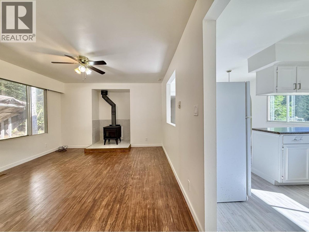 1290 STEWART ROAD - Photo 2