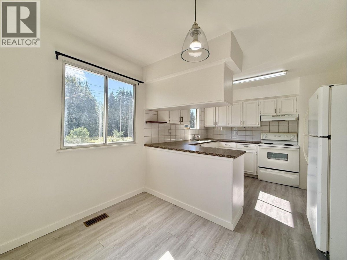1290 STEWART ROAD - Photo 5