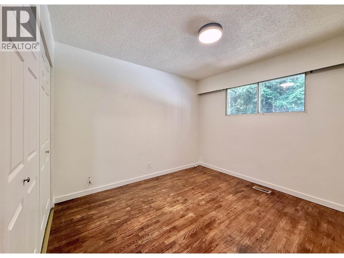 1290 STEWART ROAD - Photo 8