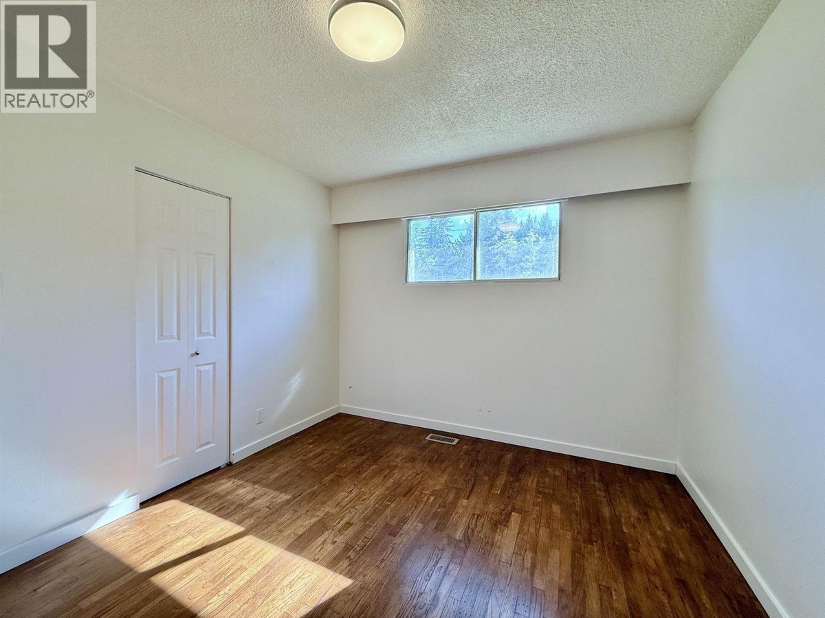 1290 STEWART ROAD - Photo 10