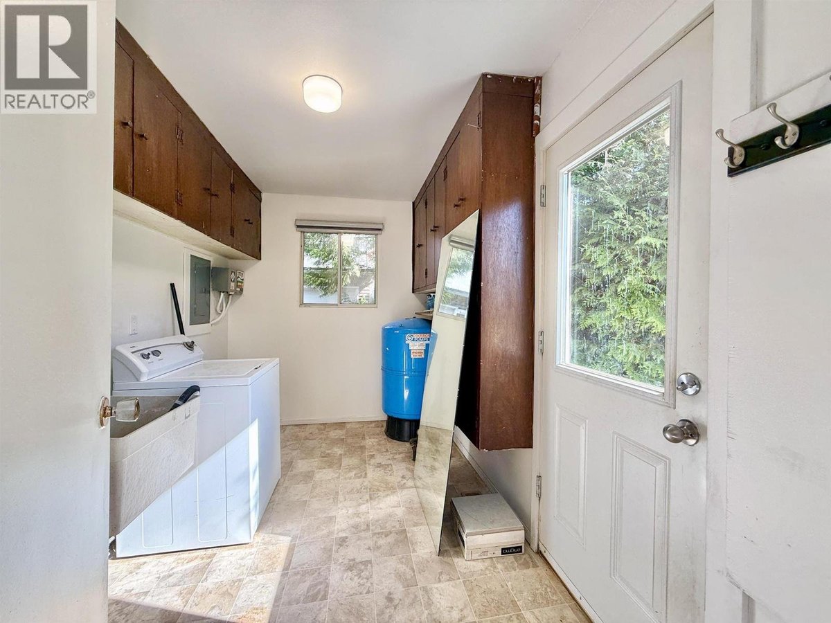 1290 STEWART ROAD - Photo 12