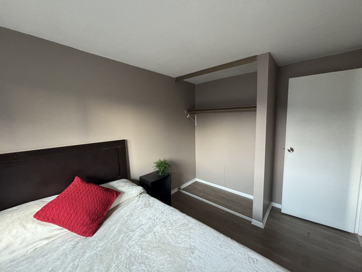 1294 Belgate Way - Photo 2