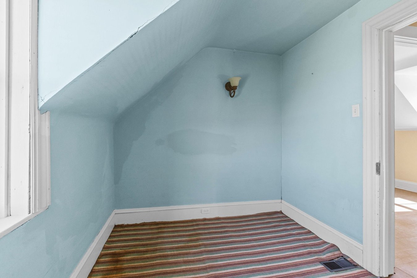 5080 Albion Road South - Photo 2