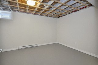 2976 Olympic Way - Photo 15