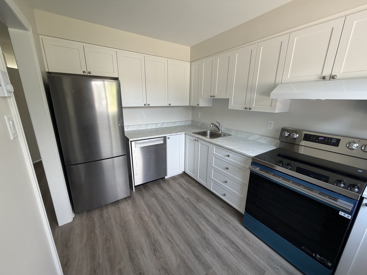 2976 Olympic Way - Photo 8