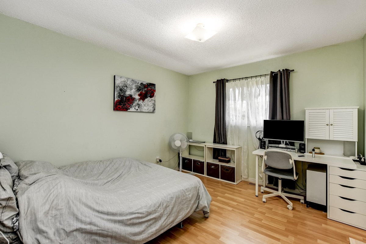 6870 Rocque Street - Photo 7