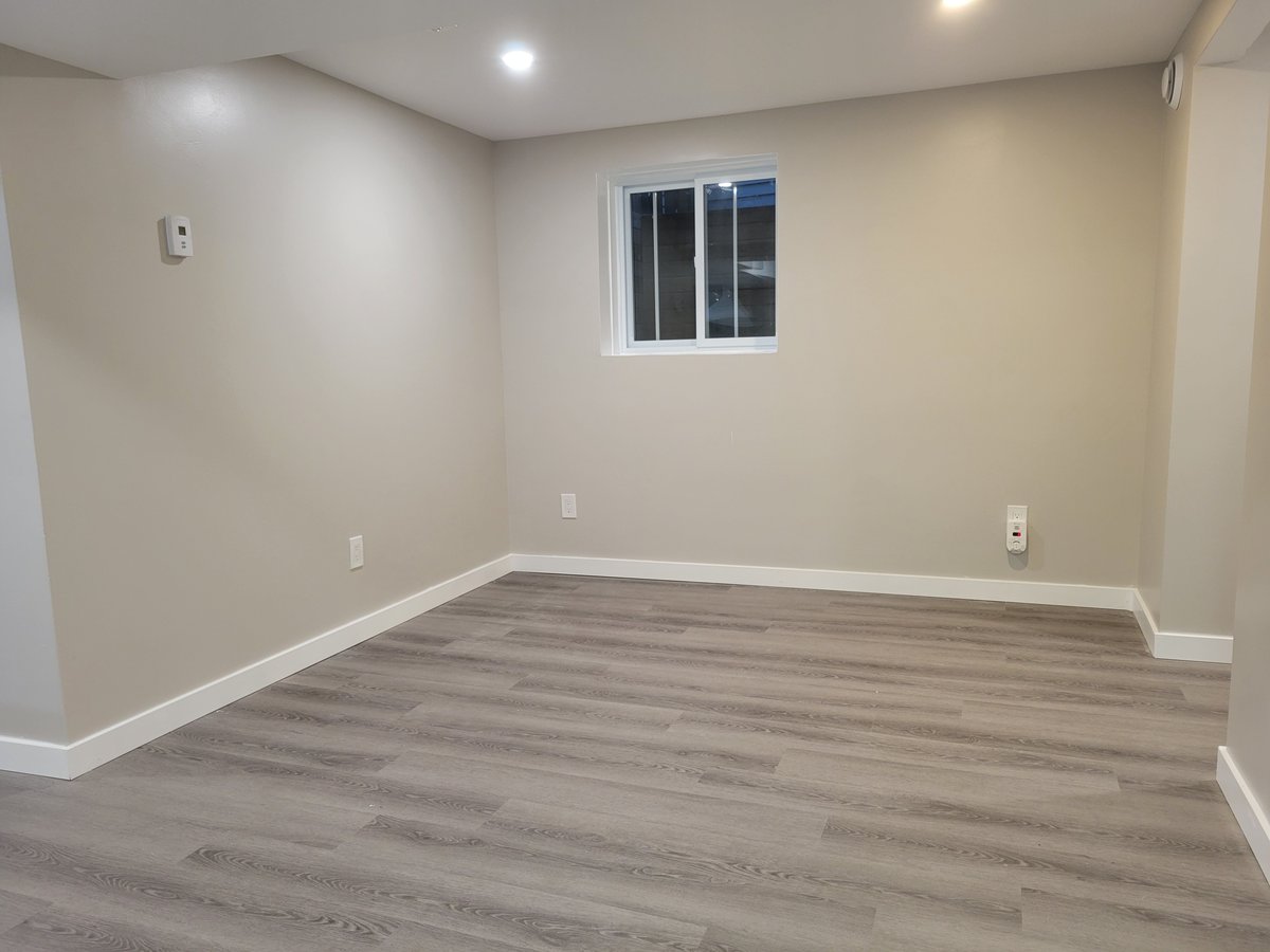 6394 Glen Knolls Drive - Photo 4