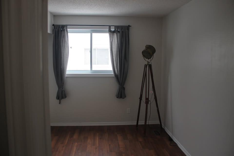1329 Lotus Street - Photo 11