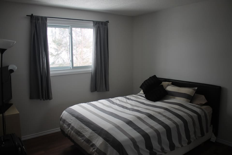 1329 Lotus Street - Photo 6