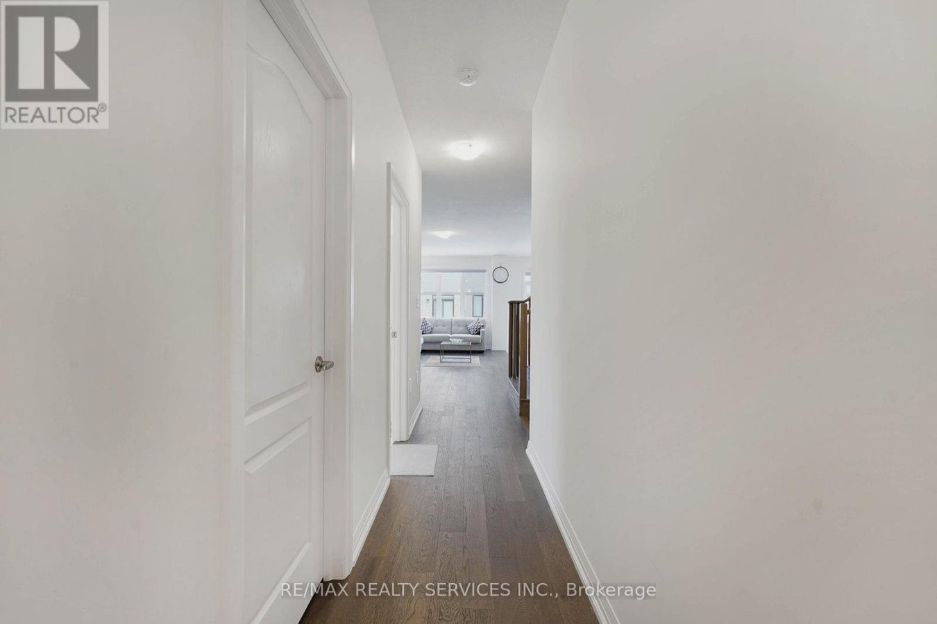 40 LONSDALE ROAD - Photo 4
