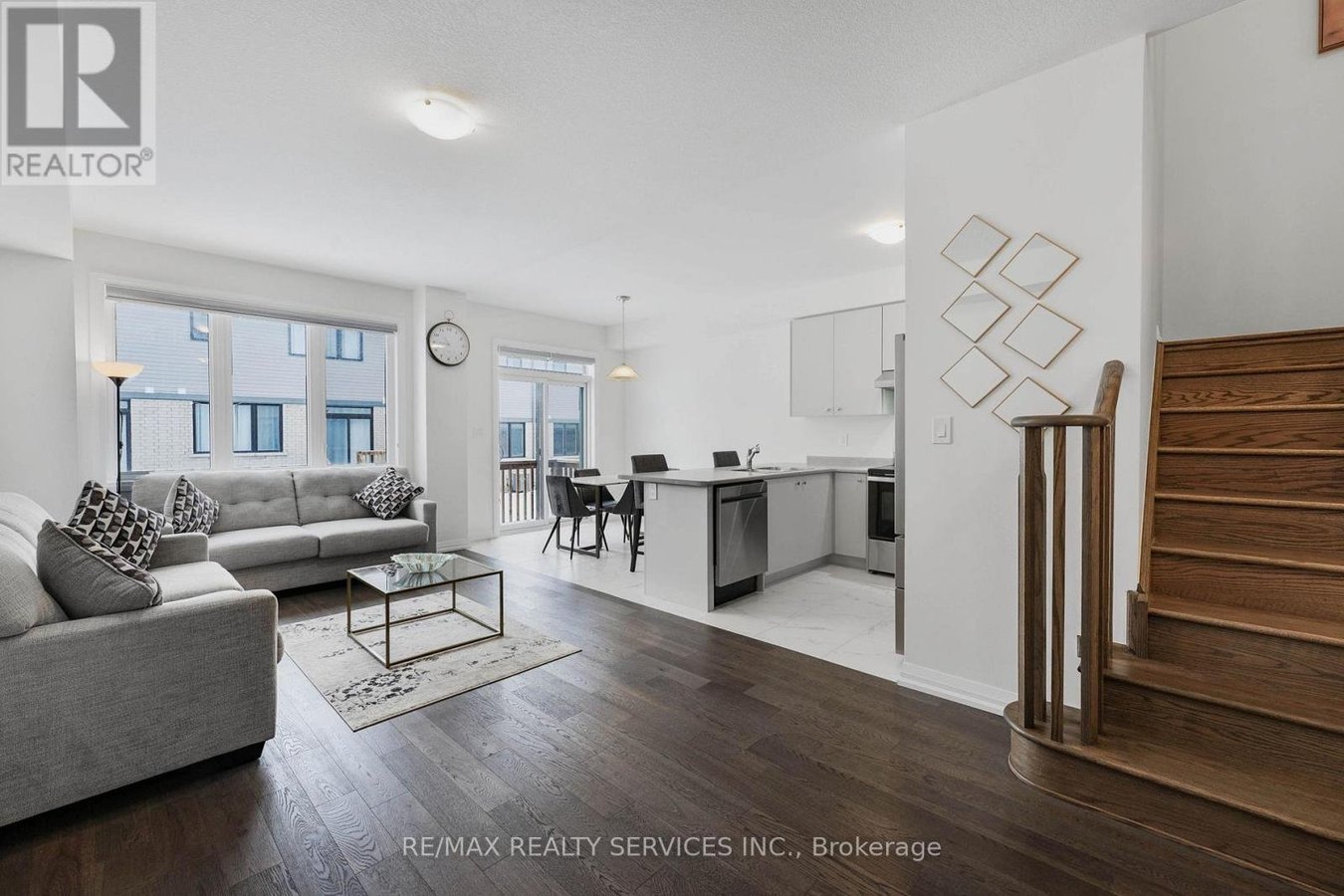 40 LONSDALE ROAD - Photo 6