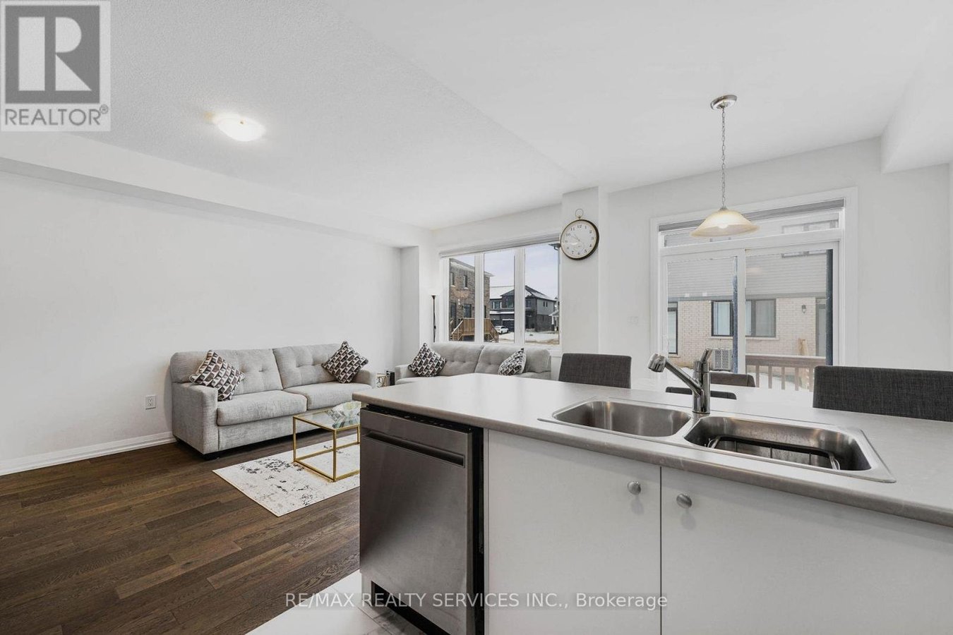 40 LONSDALE ROAD - Photo 11