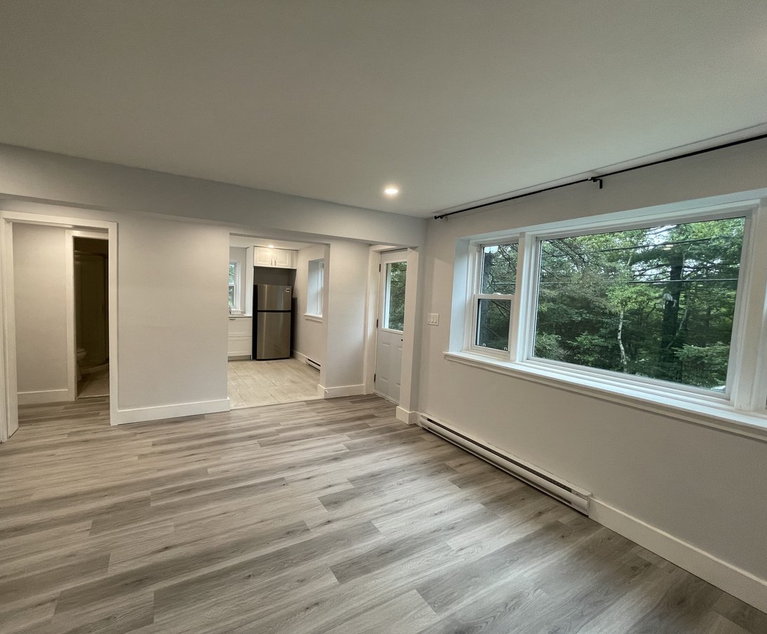 19 Fenwood Road - Photo 2