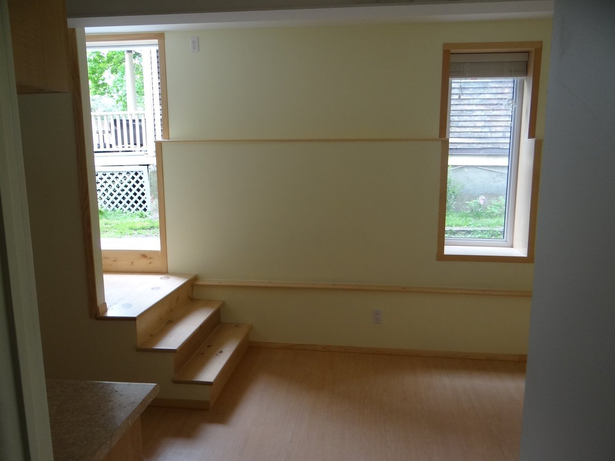 1681 Oxford Street - Photo 1