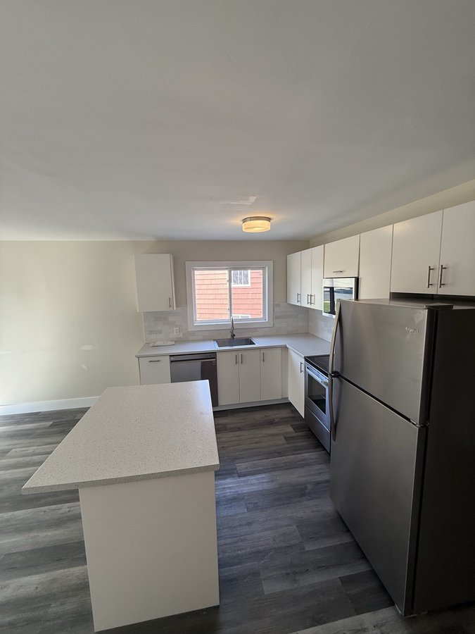 95 Evans Avenue - Photo 2