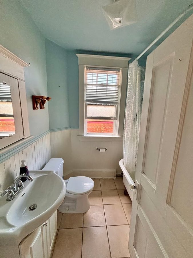 5733 McCully Street - Photo 9