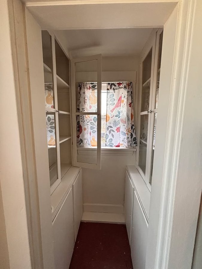5733 McCully Street - Photo 2