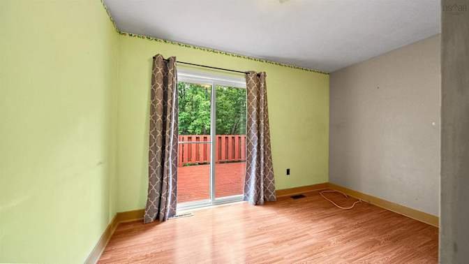 Forward Avenue - Photo 4