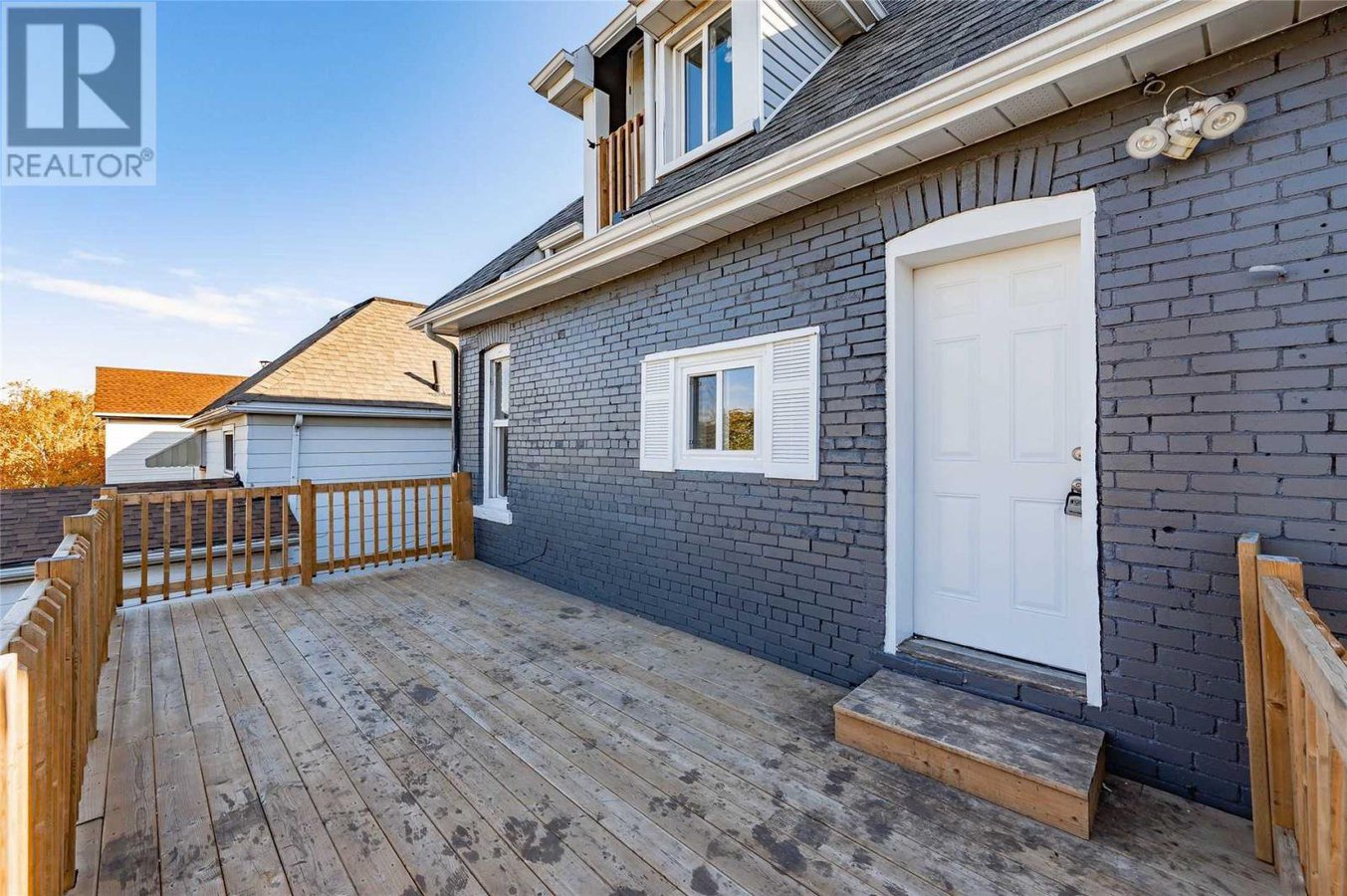 Rentals.ca Crown Point West Hamilton Apartments, Condos and Houses For Rent