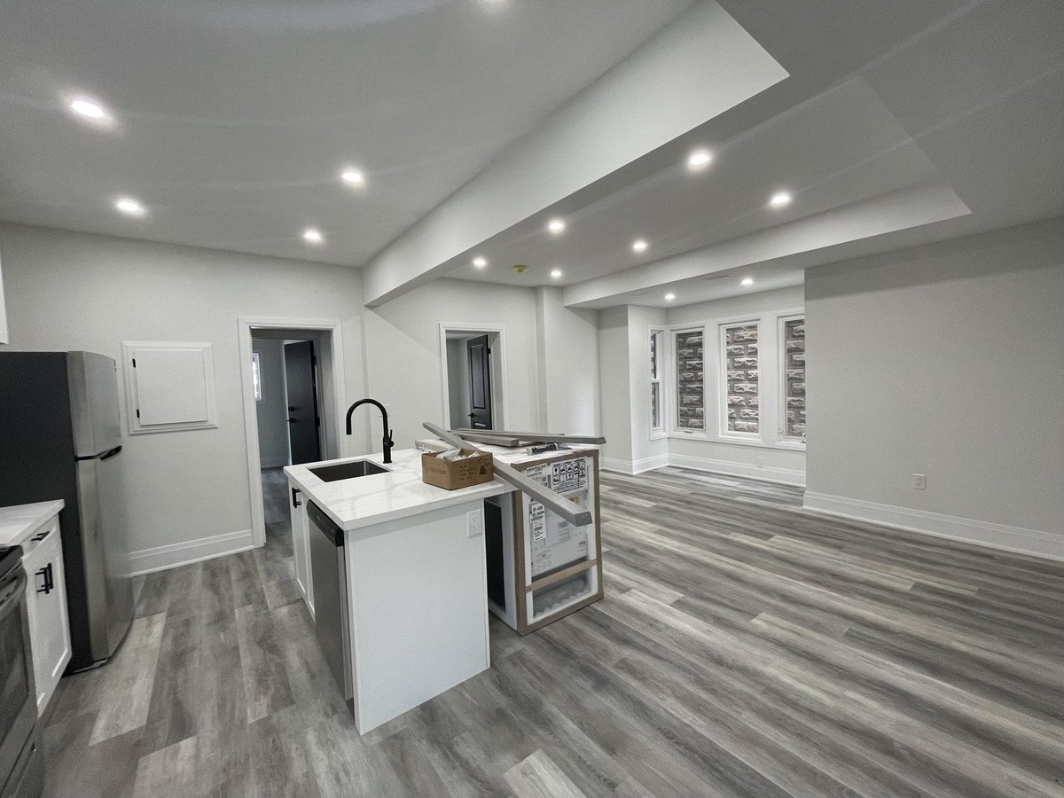 Hamilton ON Bachelors, Basements, Duplexes, Lofts, Multi Units and