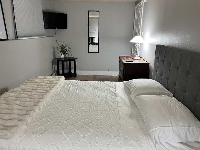 Norman Boulevard - Photo 1