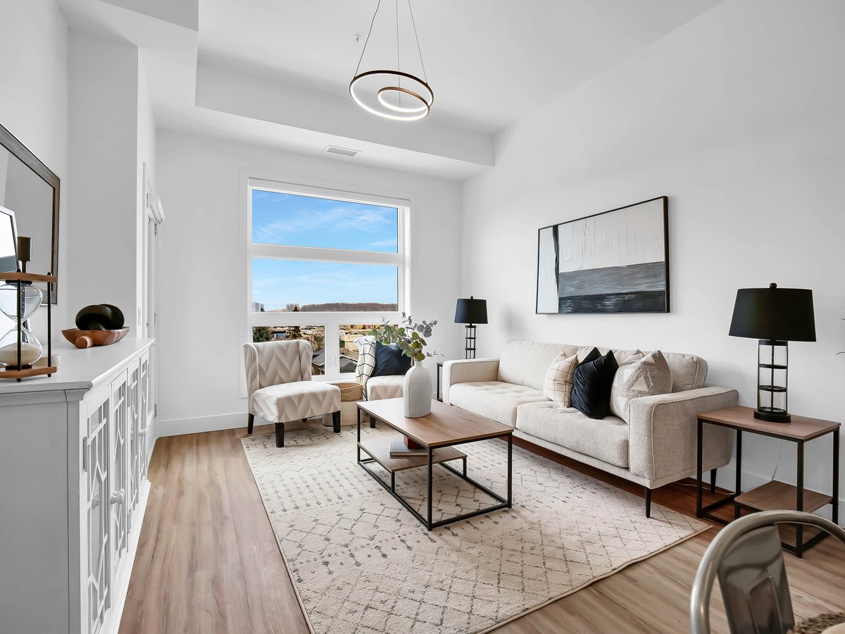 1076 Gainsborough Road - Photo 18
