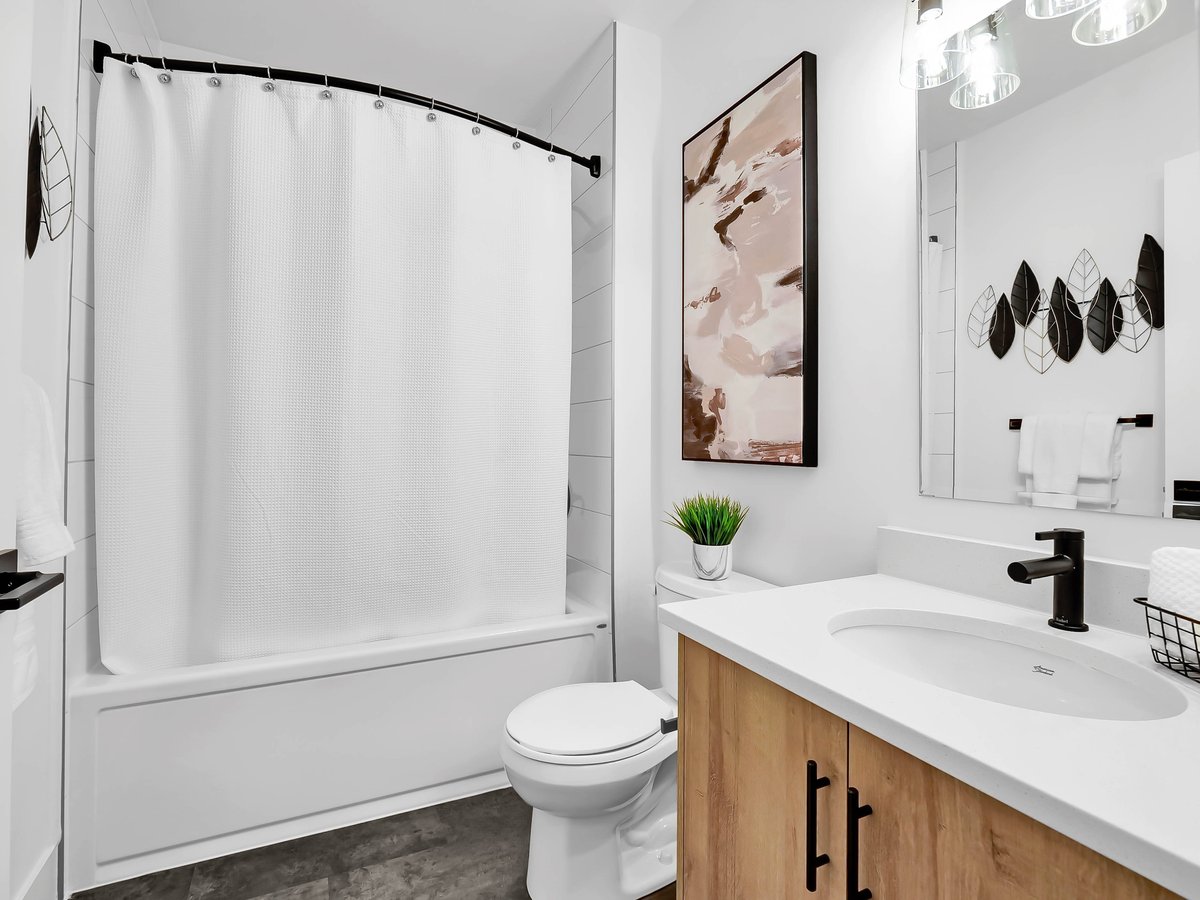 1076 Gainsborough Road - Photo 26