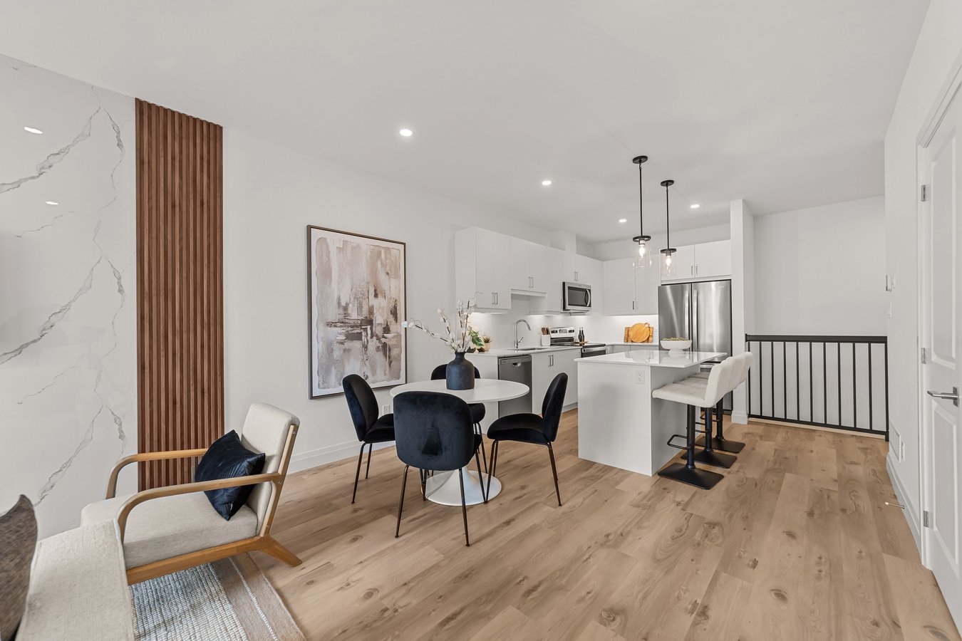 955 Catalpa Square - Photo 5