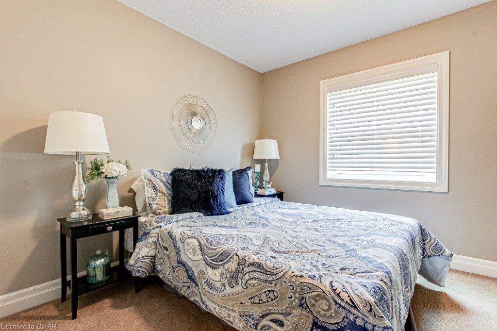 1850 Beaverbrook Avenue - Photo 12