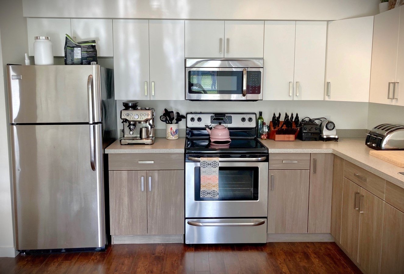1425 Summit Drive - Photo 1