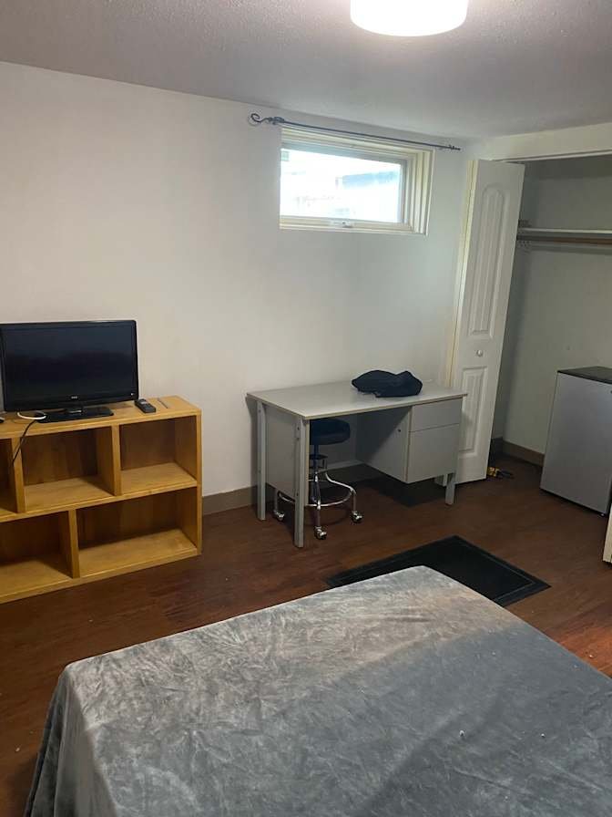 8th Street - Photo 2