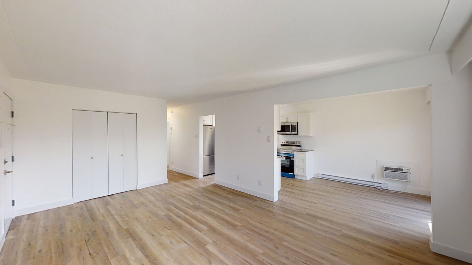 1306 Selkirk Avenue - Photo 2