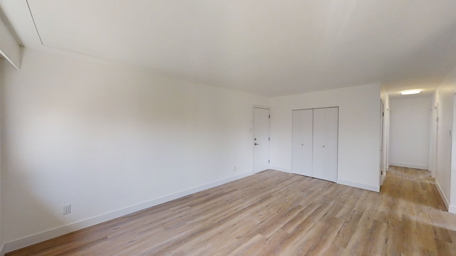 1306 Selkirk Avenue - Photo 3