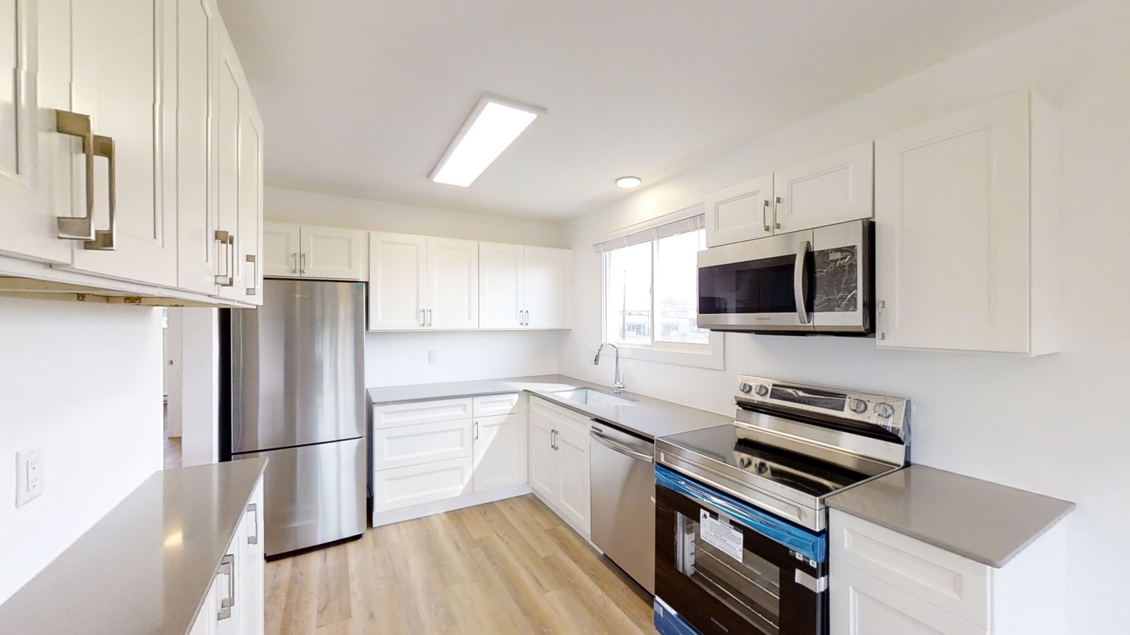 1306 Selkirk Avenue - Photo 7
