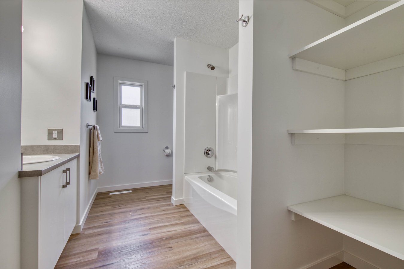 960 Schubert Drive - Photo 17