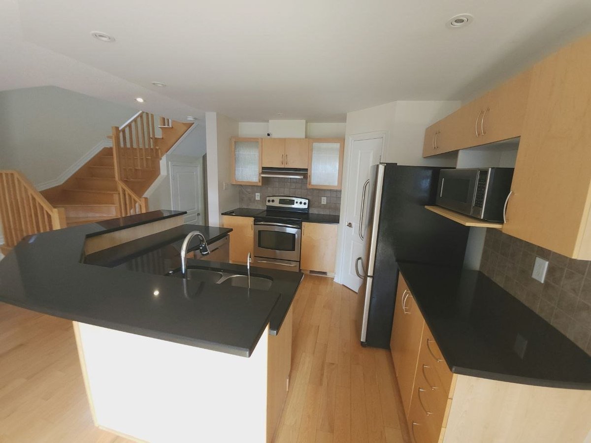 151 Tandalee Crescent - Photo 5