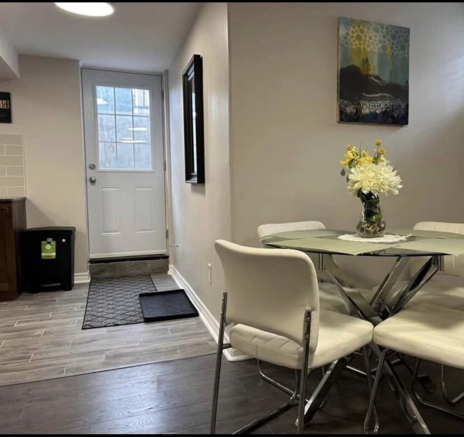53 Peikoff Crescent - Photo 2