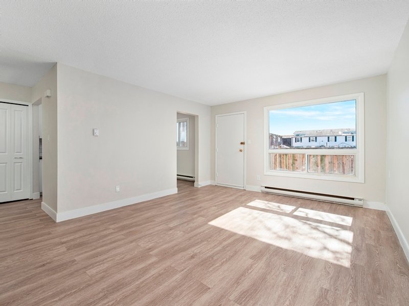 Rentals.ca ) Kanata Apartments, Condos and Houses For Rent