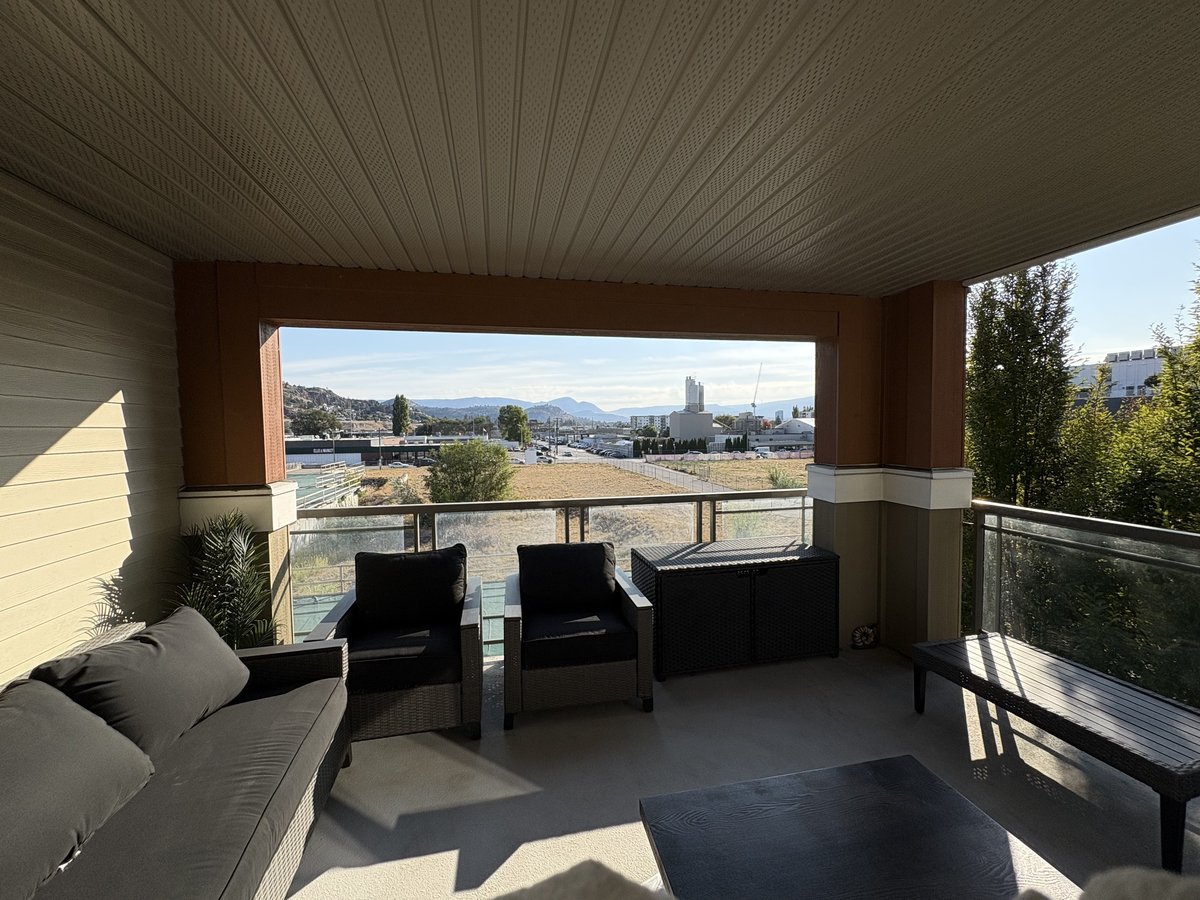 1093 Sunset Drive - Photo 12