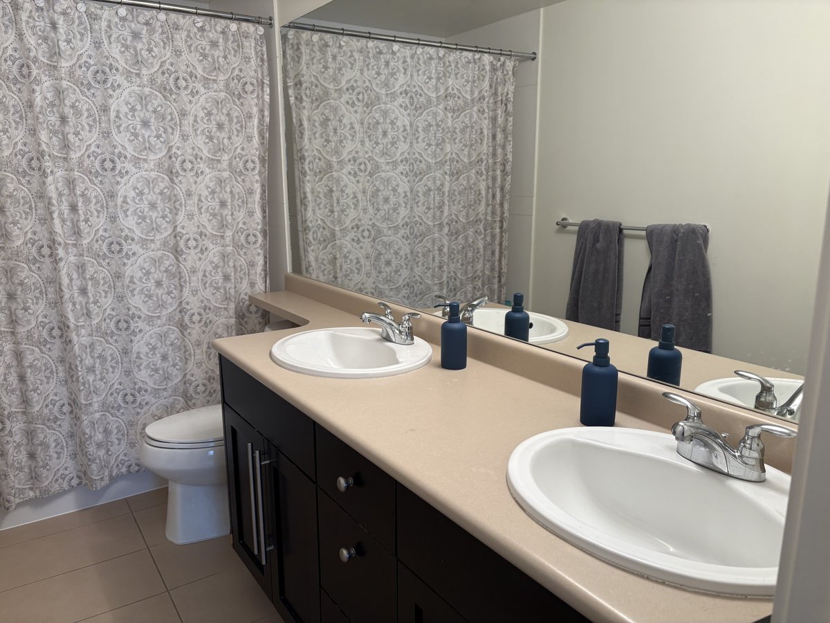 1093 Sunset Drive - Photo 16