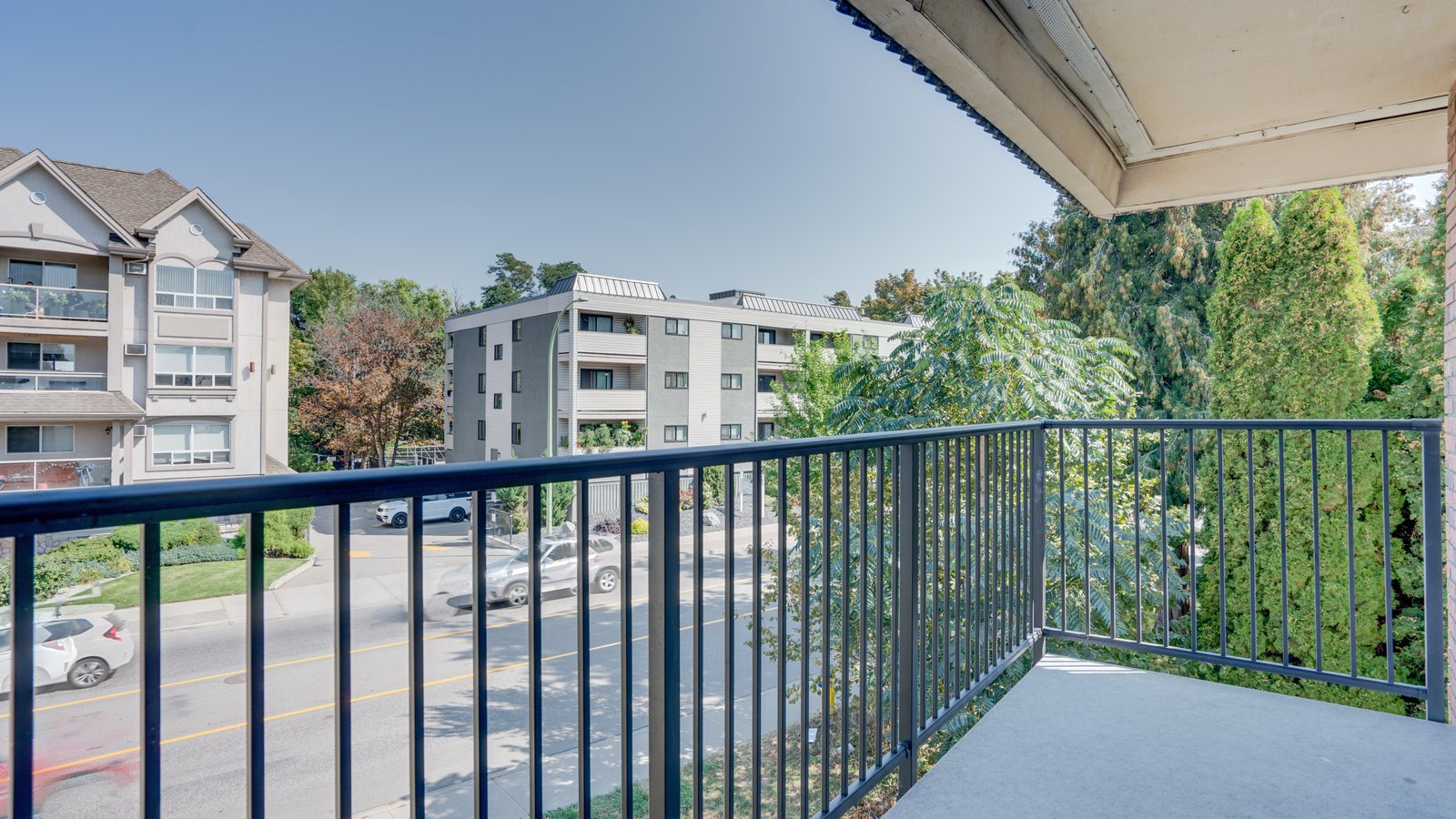 1966 Pandosy Street - Photo 7